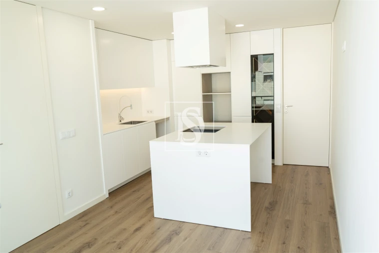 Apartamento T2 para Venda em Vila das Aves Foto 4