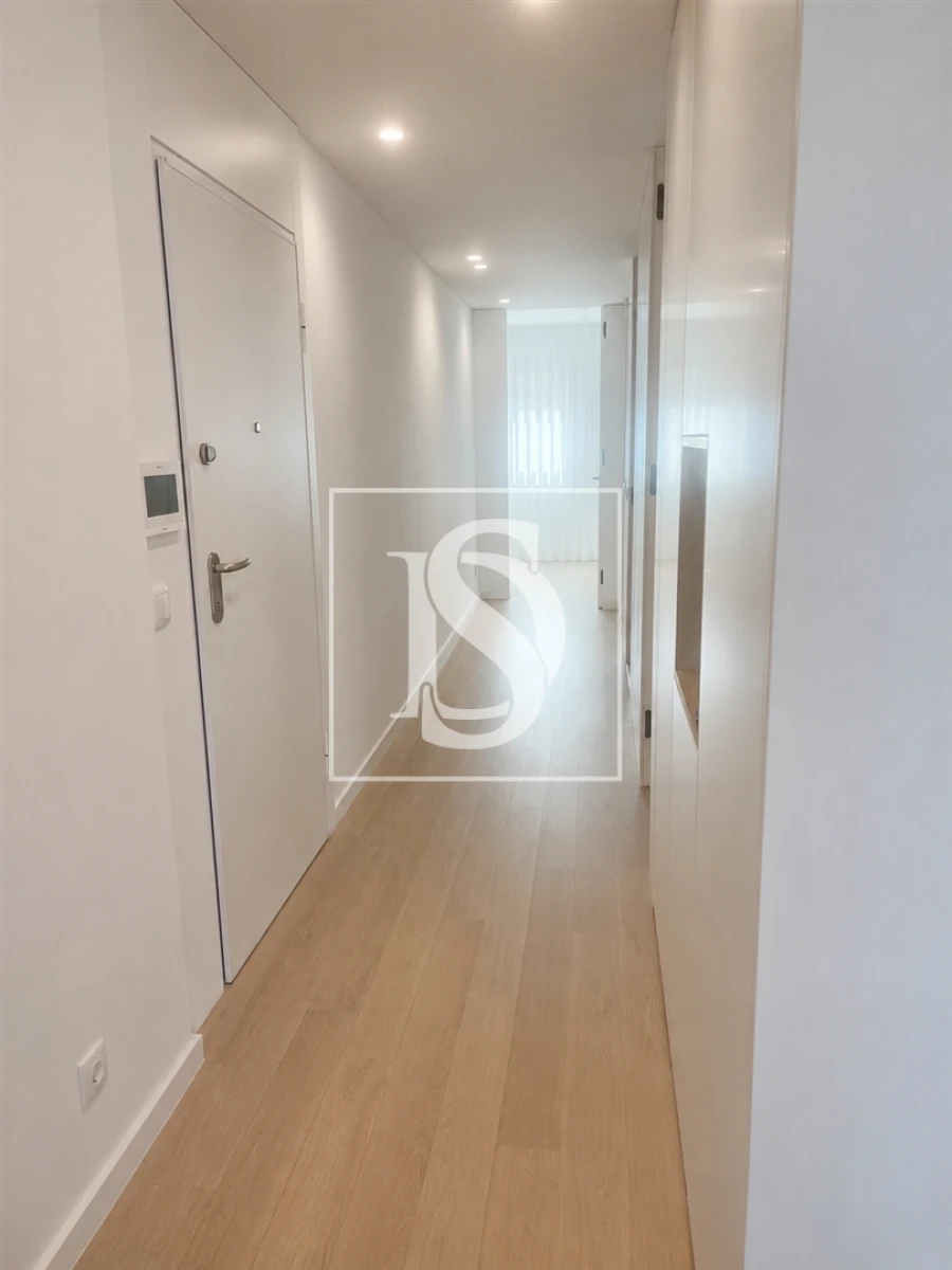 Apartamento T2 para Venda em Nogueira, Fraião e Lamaçães Foto 19