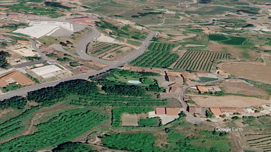 Moradia T4 para Venda em Valpedre Foto 26
