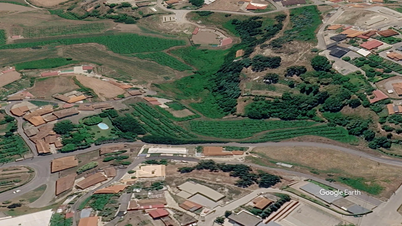 Moradia T4 para Venda em Valpedre Foto 23