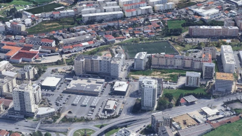 Garagem para Arrendamento em Braga (Maximinos, Sé e Cividade)