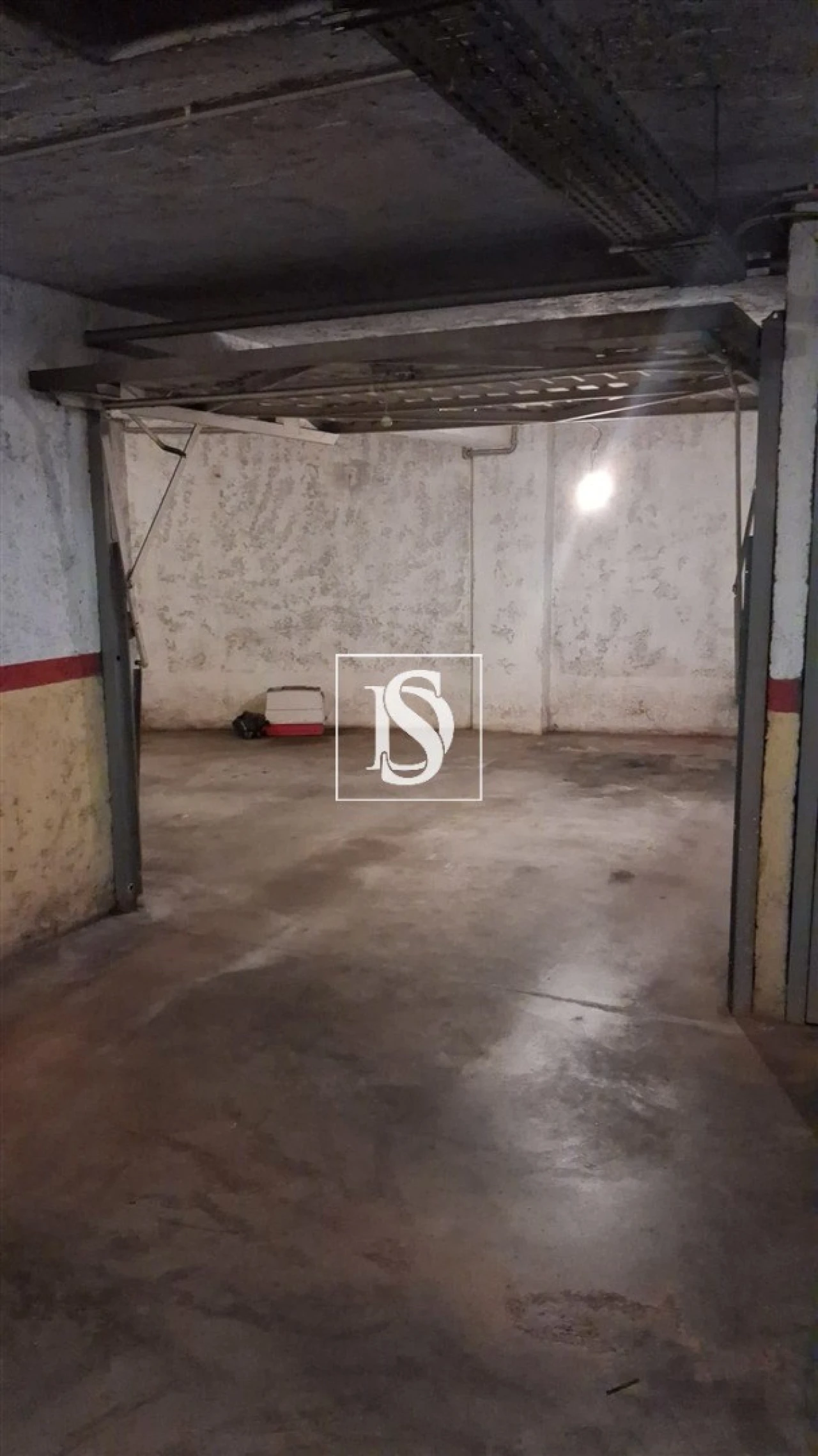 Garagem para Arrendamento em Braga (Maximinos, Sé e Cividade) Foto 1