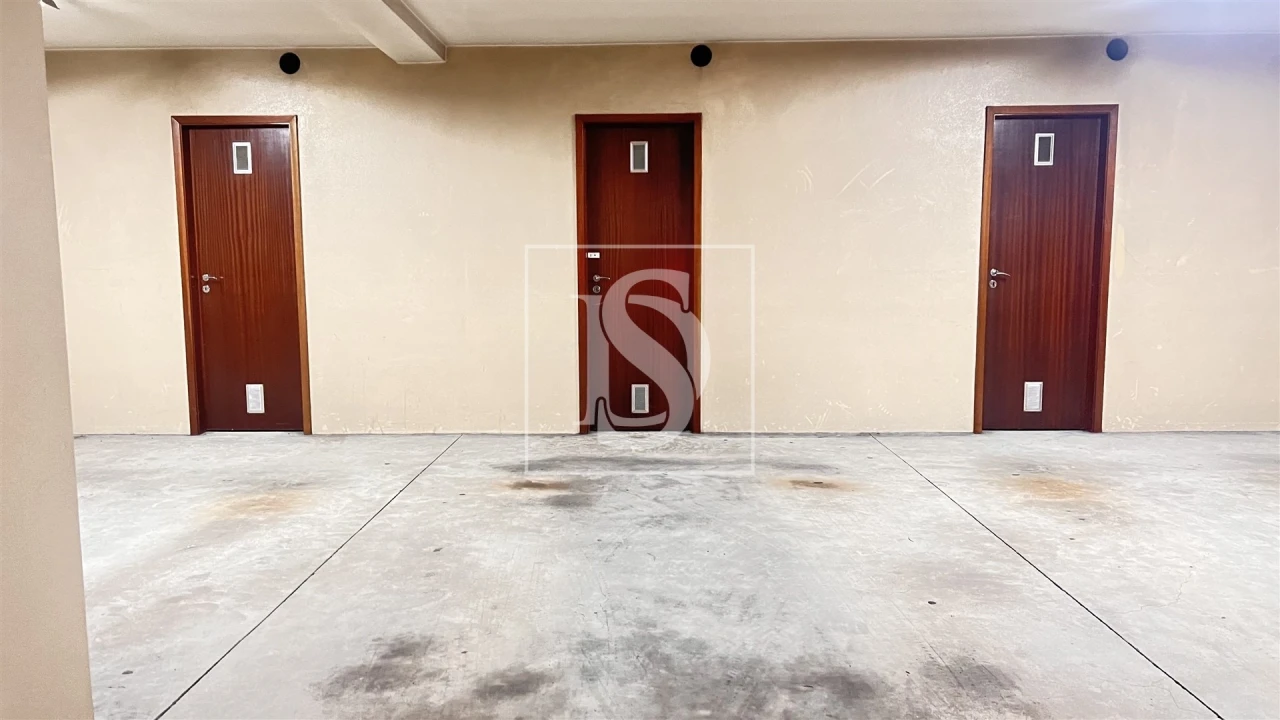 Apartamento T2 para Venda em Lordelo do Ouro e Massarelos Foto 58