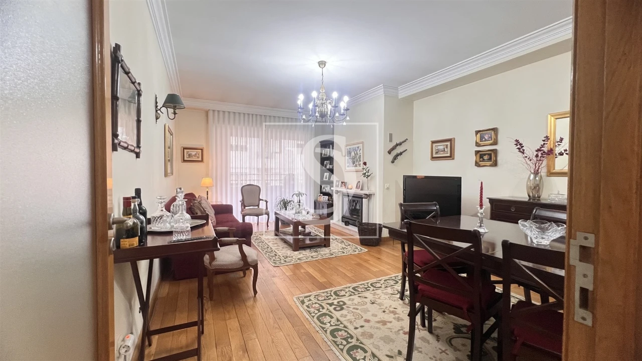 Apartamento T2 para Venda em Lordelo do Ouro e Massarelos Foto 14