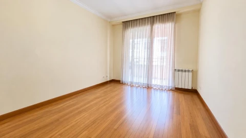 Apartamento T2 para Venda em Lordelo do Ouro e Massarelos