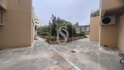Apartamento T2 para Venda em Lordelo do Ouro e Massarelos