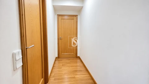 Apartamento T2 para Venda em Lordelo do Ouro e Massarelos
