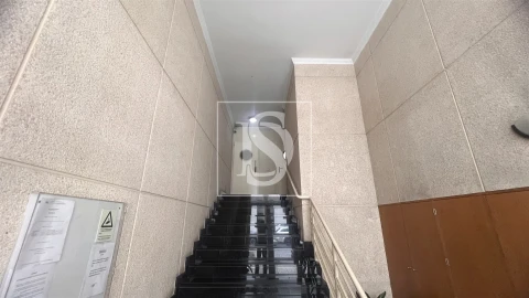 Apartamento T2 para Venda em Lordelo do Ouro e Massarelos
