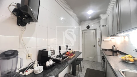 Apartamento T2 para Venda em Lordelo do Ouro e Massarelos