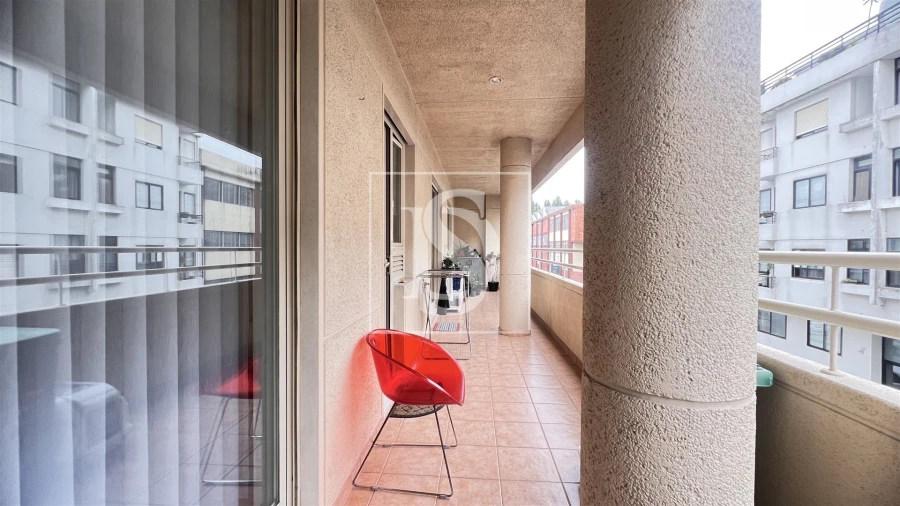 Apartamento T2 para Venda em Lordelo do Ouro e Massarelos Foto 34