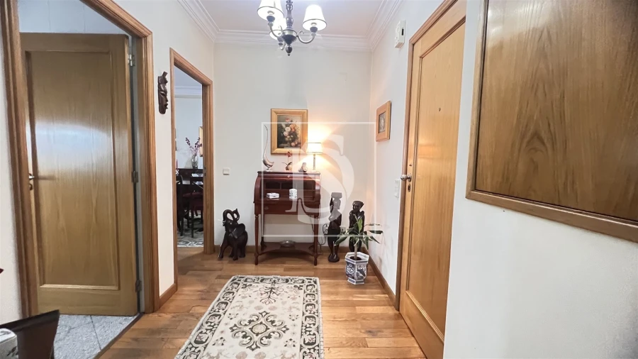 Apartamento T2 para Venda em Lordelo do Ouro e Massarelos Foto 18