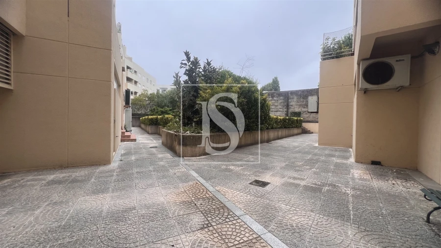 Apartamento T2 para Venda em Lordelo do Ouro e Massarelos Foto 62