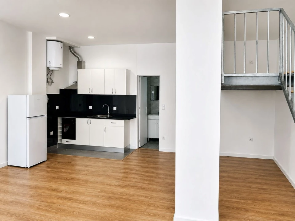 Apartamento T0 para Venda em Ovar, São João, Arada e São Vicente de Pereira Jusã Foto 1