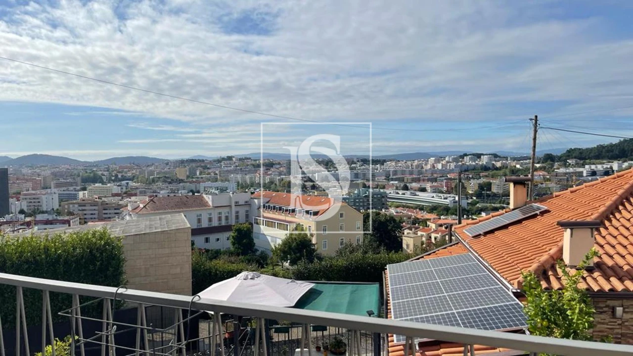 Apartamento T3 para Arrendamento em Nogueira, Fraião e Lamaçães Foto 34