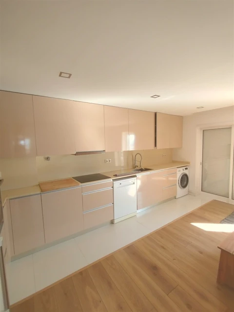 Apartamento T3 para Arrendamento em Nogueira, Fraião e Lamaçães