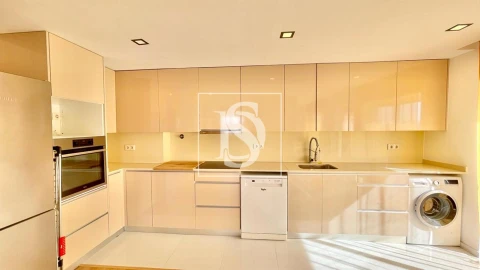 Apartamento T3 para Arrendamento em Nogueira, Fraião e Lamaçães