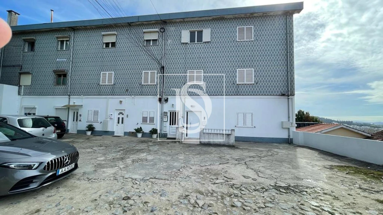 Apartamento T3 para Arrendamento em Nogueira, Fraião e Lamaçães Foto 3
