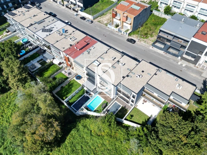 Moradia T4 para Venda em Nogueira, Fraião e Lamaçães Foto 82