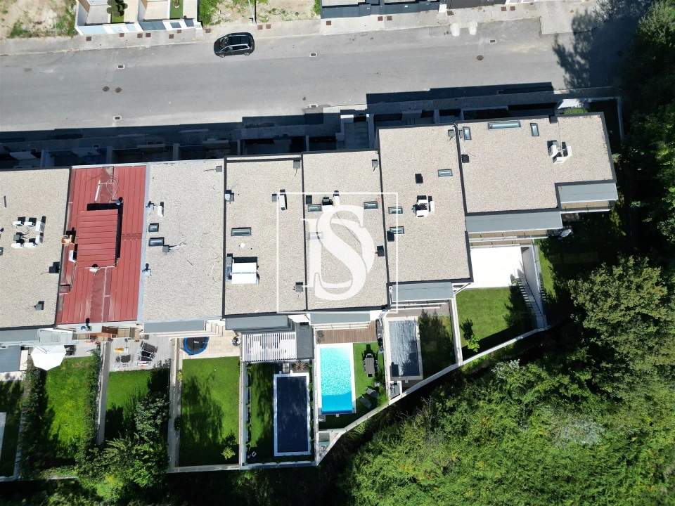 Moradia T4 para Venda em Nogueira, Fraião e Lamaçães Foto 80