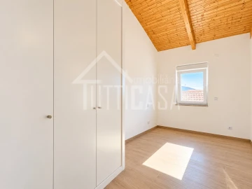 Moradia T2 para Venda em Malveira e São Miguel de Alcainça