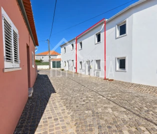 Moradia T2 para Venda em Malveira e São Miguel de Alcainça