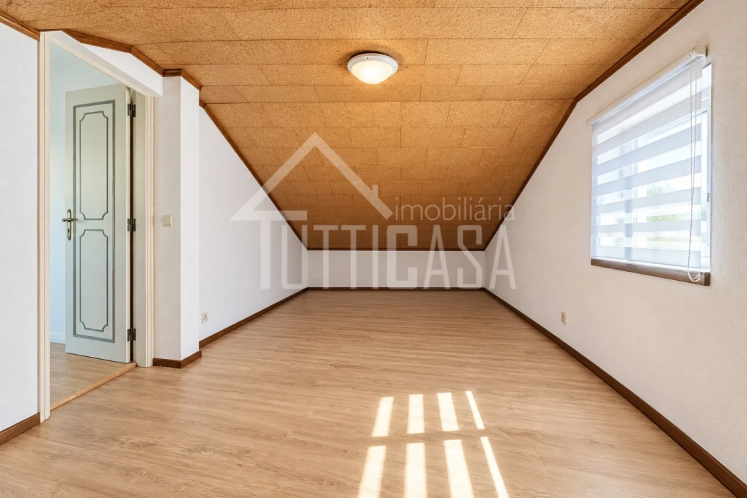 Moradia T4 para Venda em Amora Foto 25