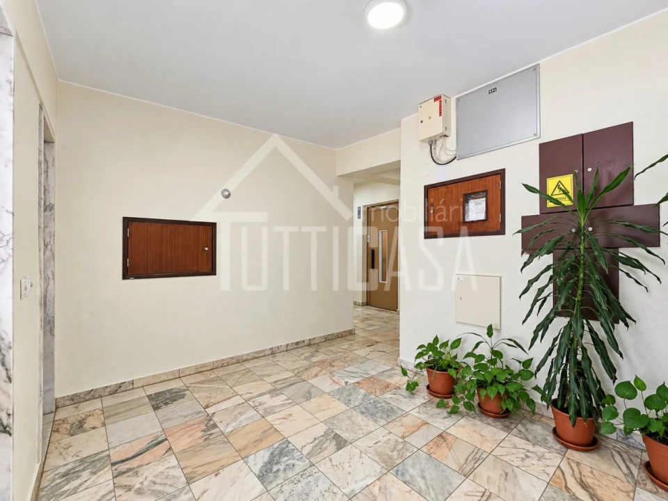 Apartamento T3 para Venda em São Domingos de Benfica Foto 31
