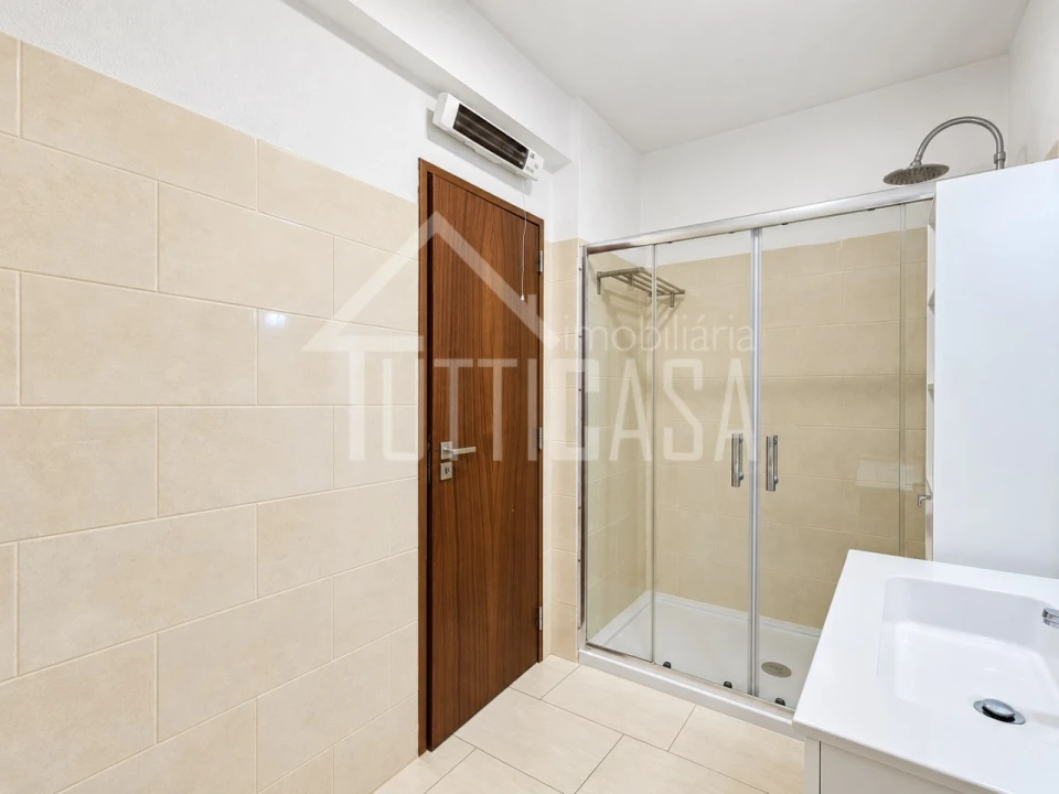 Apartamento T3 para Venda em São Domingos de Benfica Foto 25