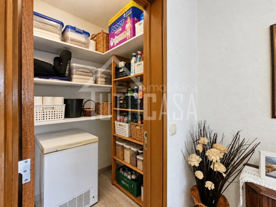 Apartamento T3 para Venda em São Domingos de Benfica Foto 28