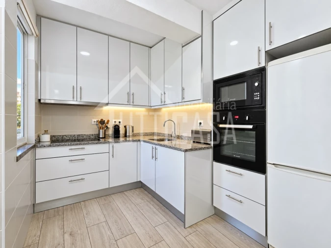 Apartamento T3 para Venda em São Domingos de Benfica Foto 2