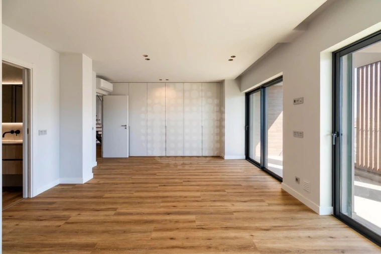 Apartamento T5 para Venda em Faro (Sé e São Pedro) Foto 17