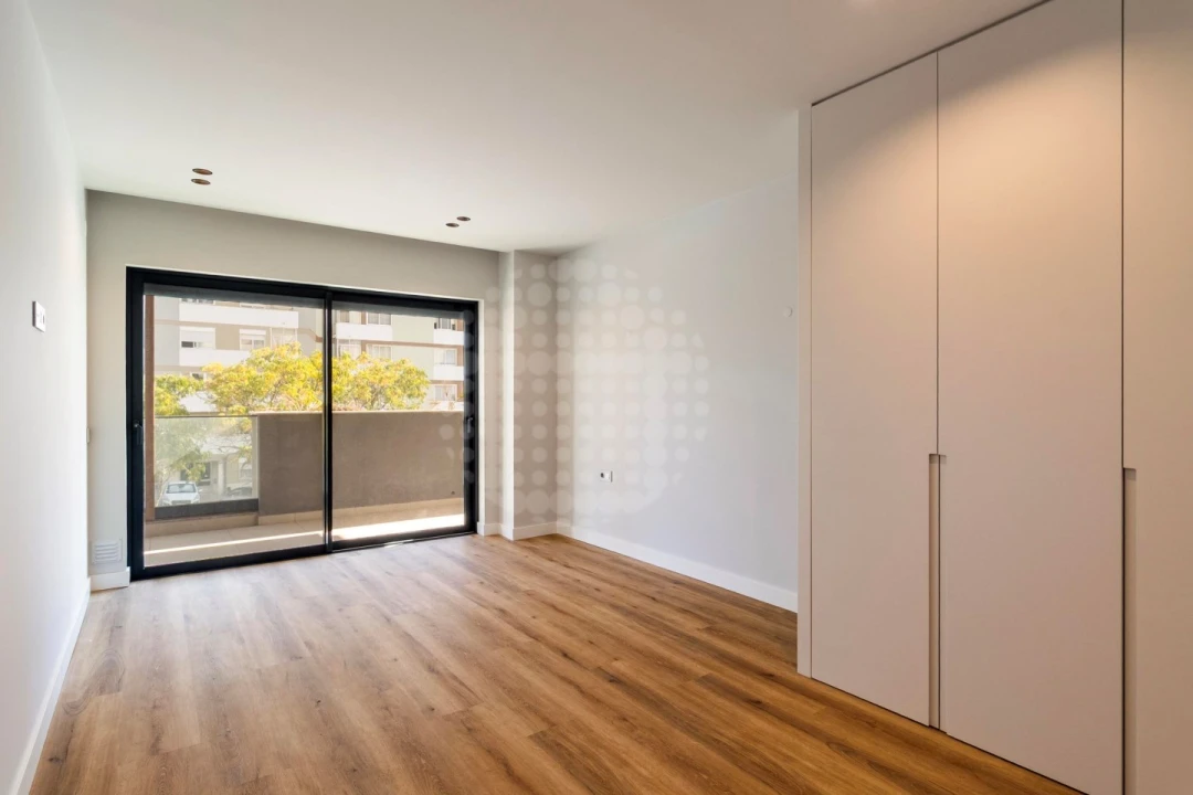 Apartamento T3 para Venda em Faro (Sé e São Pedro) Foto 18