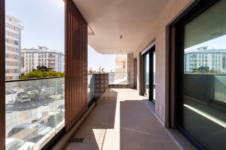 Apartamento T3 para Venda em Faro (Sé e São Pedro) Foto 9