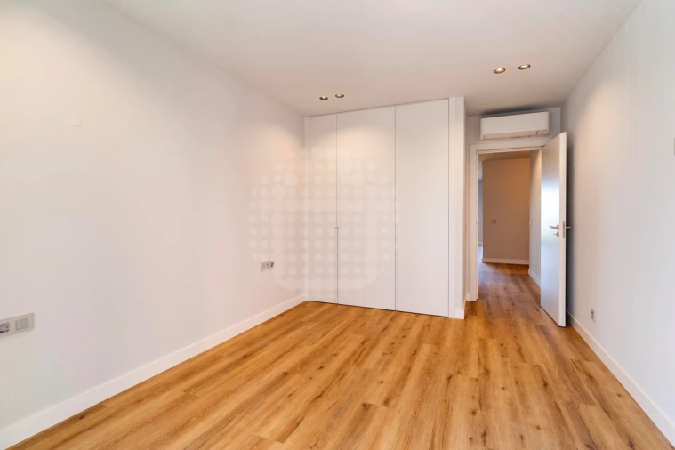 Apartamento T3 para Venda em Faro (Sé e São Pedro) Foto 11