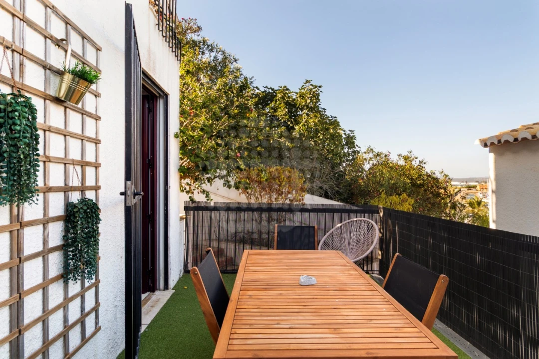 Apartamento T2 para Venda em Portimão Foto 2
