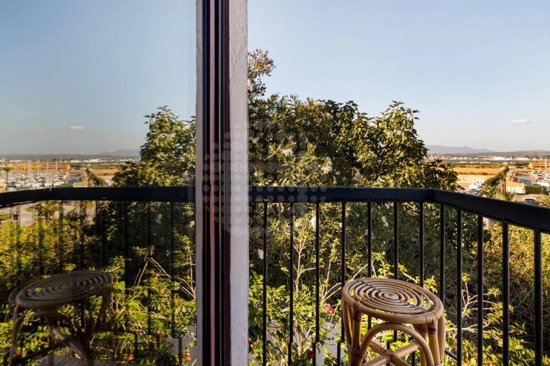 Apartamento T2 para Venda em Portimão Foto 9