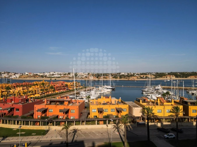 Apartamento T2 para Venda em Portimão Foto 34