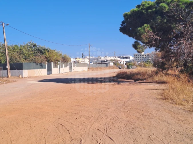 Terreno para Venda em Quelfes Foto 4