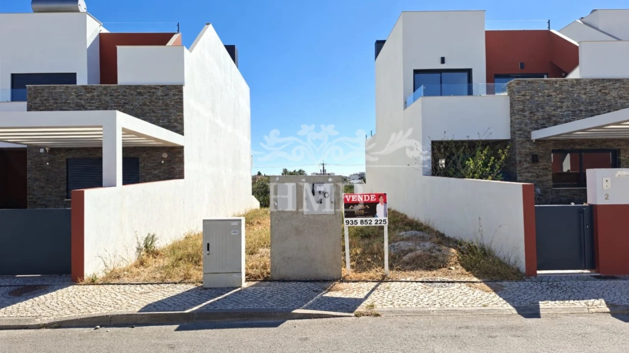 Terreno para Venda em Portimão Foto 1