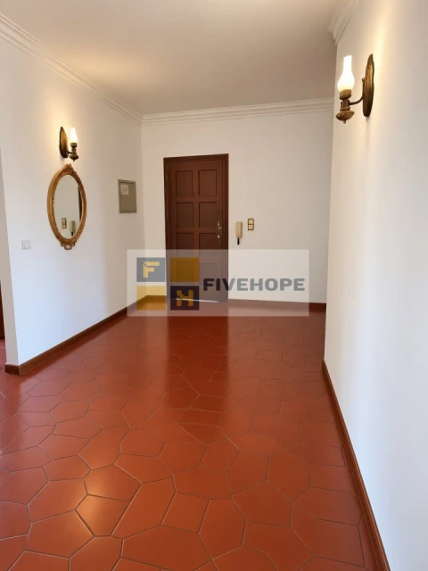 Apartamento T3 para Venda em São Martinho do Bispo e Ribeira de Frades