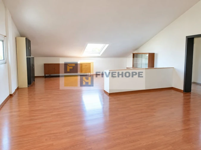 Apartamento T5 para Venda em São Martinho do Bispo e Ribeira de Frades Foto 23