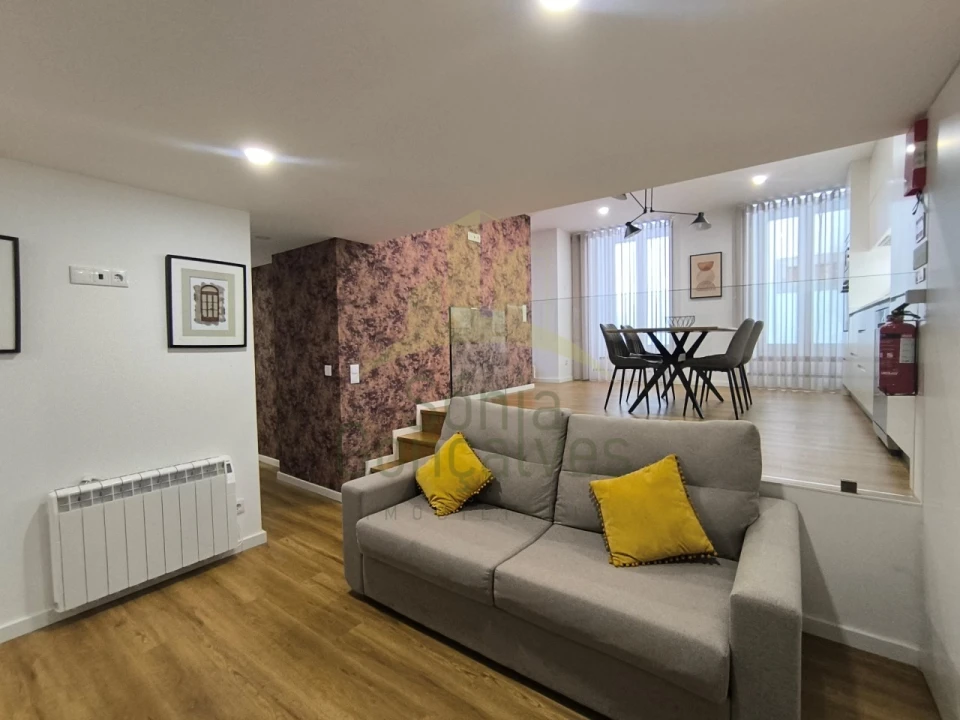 Apartamento T1 para Arrendamento em Santa Maria Maior e Monserrate e Meadela Foto 6