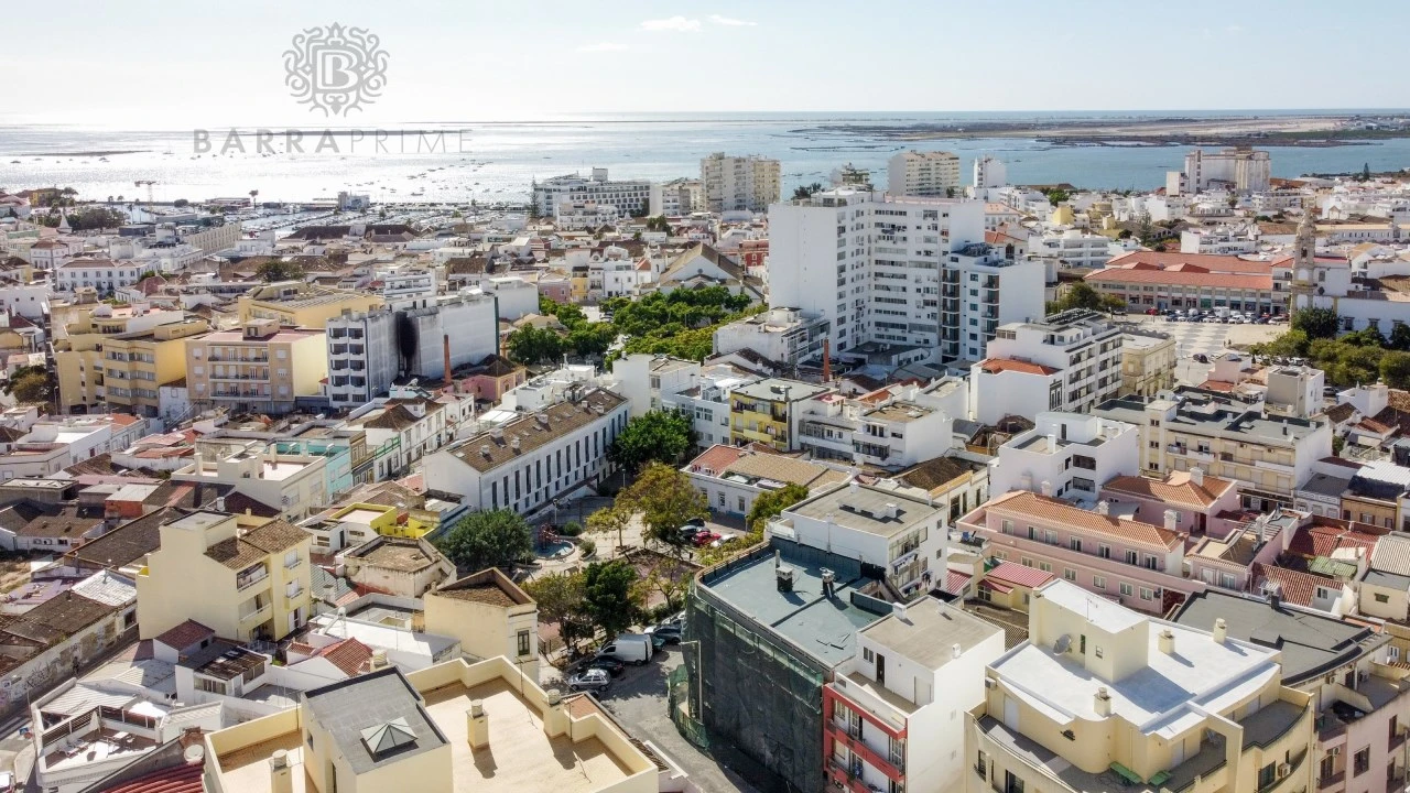 Negócio para Venda em Faro (Sé e São Pedro) Foto 1