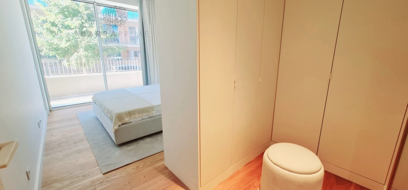 Apartamento T2 para Venda em Quarteira Foto 8