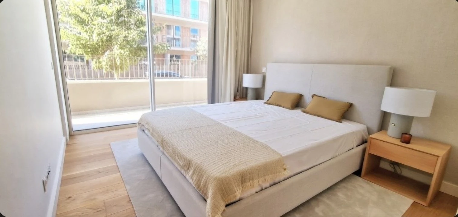 Apartamento T2 para Venda em Quarteira Foto 14