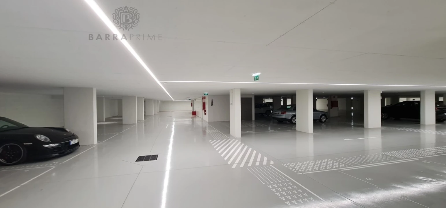 Apartamento T2 para Venda em Quarteira Foto 22