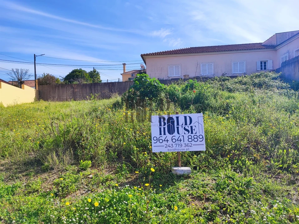 Terreno para Venda em Marvila, Ribeira Santarém, São Salvador, São Nicolau Foto 1