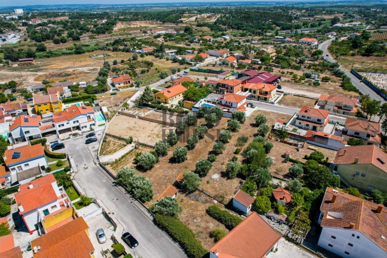 Terreno para Venda em Cartaxo e Vale da Pinta Foto 2
