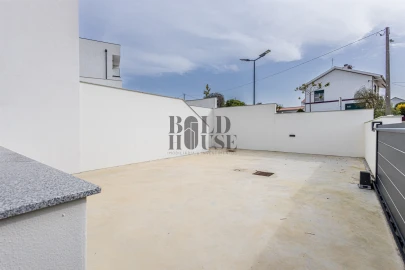 Moradia T4 para Venda em Aveiras de Cima