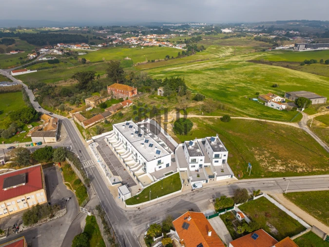 Moradia T4 para Venda em Aveiras de Cima Foto 49